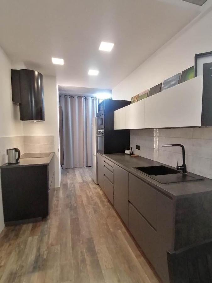 Erdvi Studija Spacious Studio Apartment Self Check In VNO Buitenkant foto
