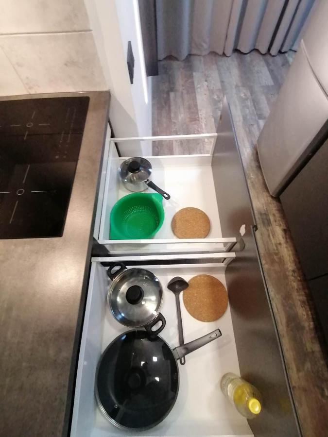 Erdvi Studija Spacious Studio Apartment Self Check In VNO Buitenkant foto